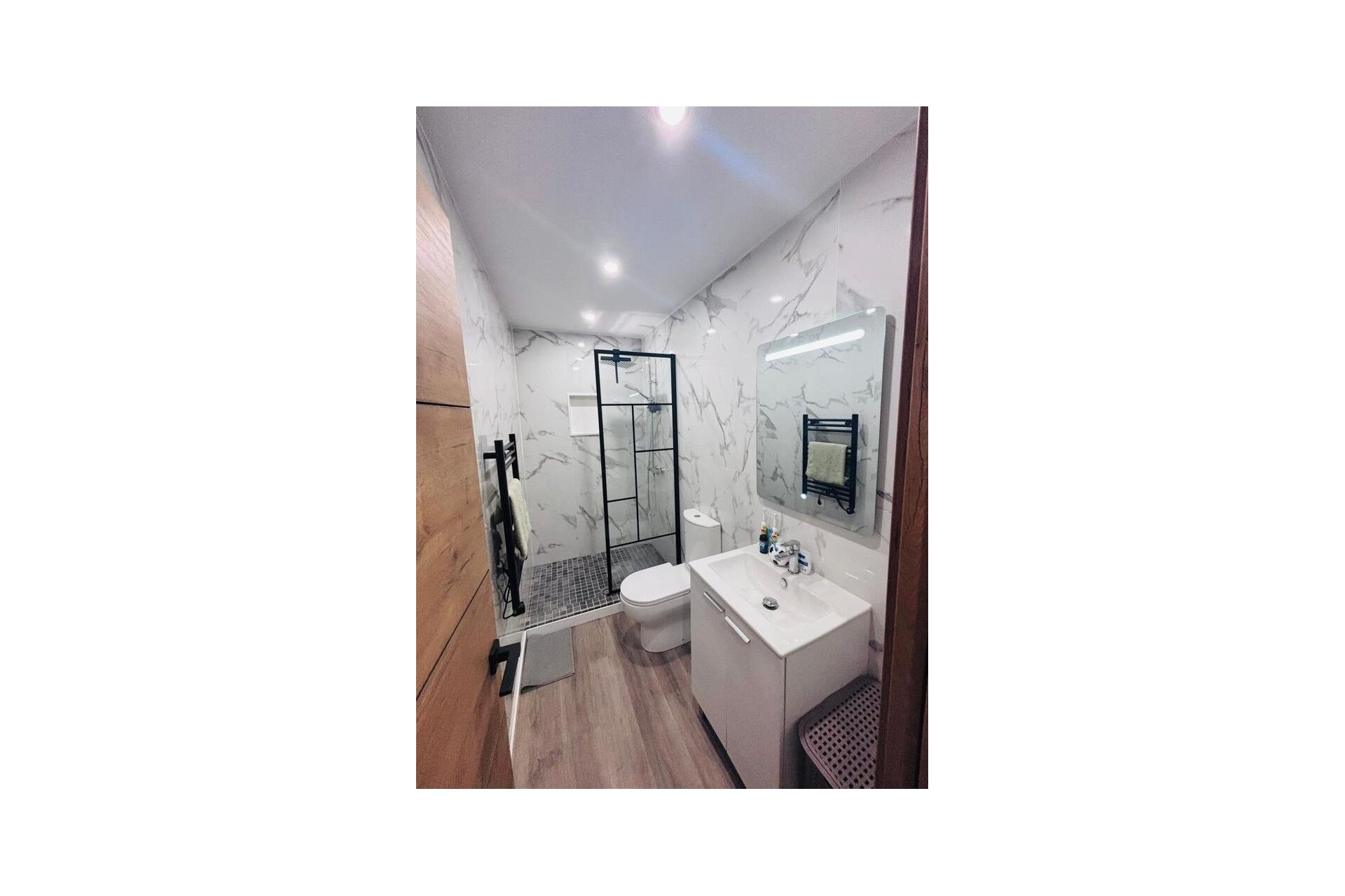 Resale - Town House -
San Miguel de Salinas - Inland