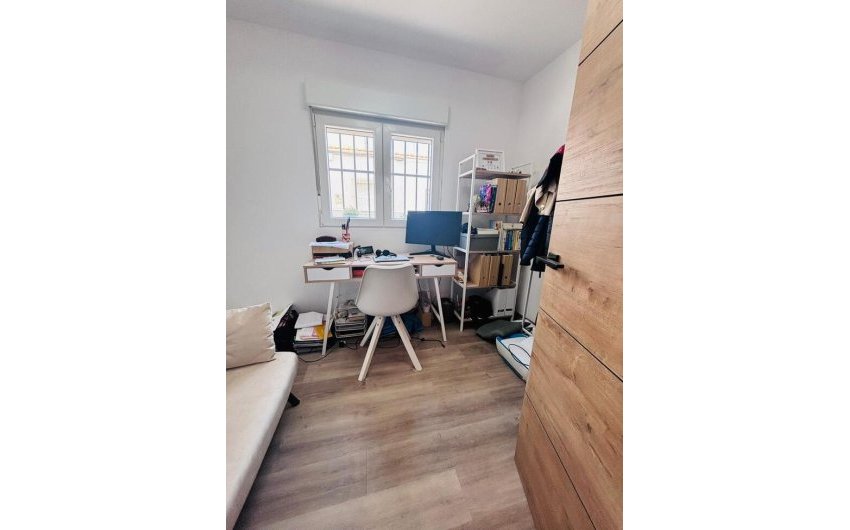 Resale - Town House -
San Miguel de Salinas - Inland