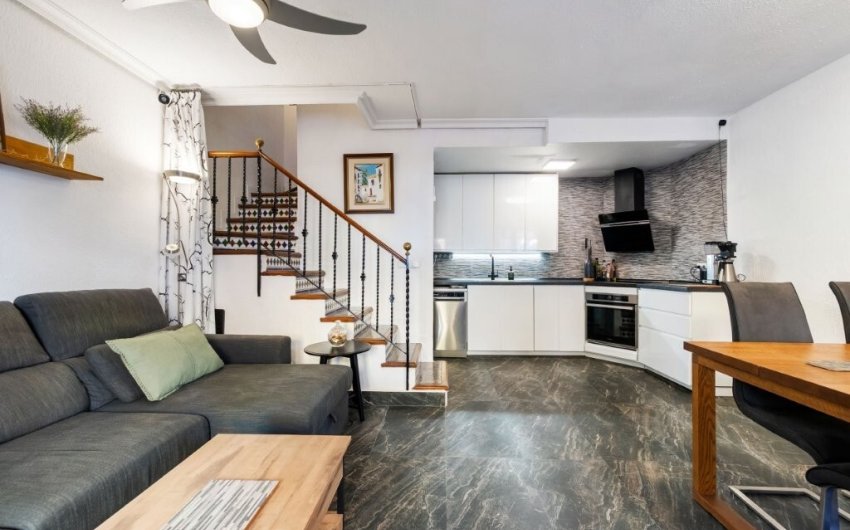 Resale - Town House -
Torrevieja - Cabo Cervera