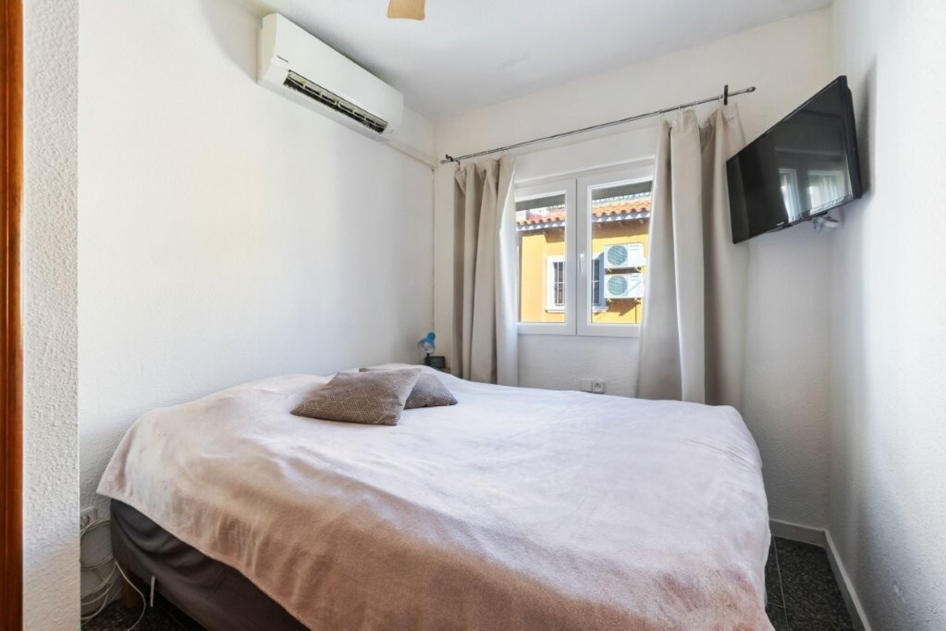 Resale - Town House -
Torrevieja - Cabo Cervera