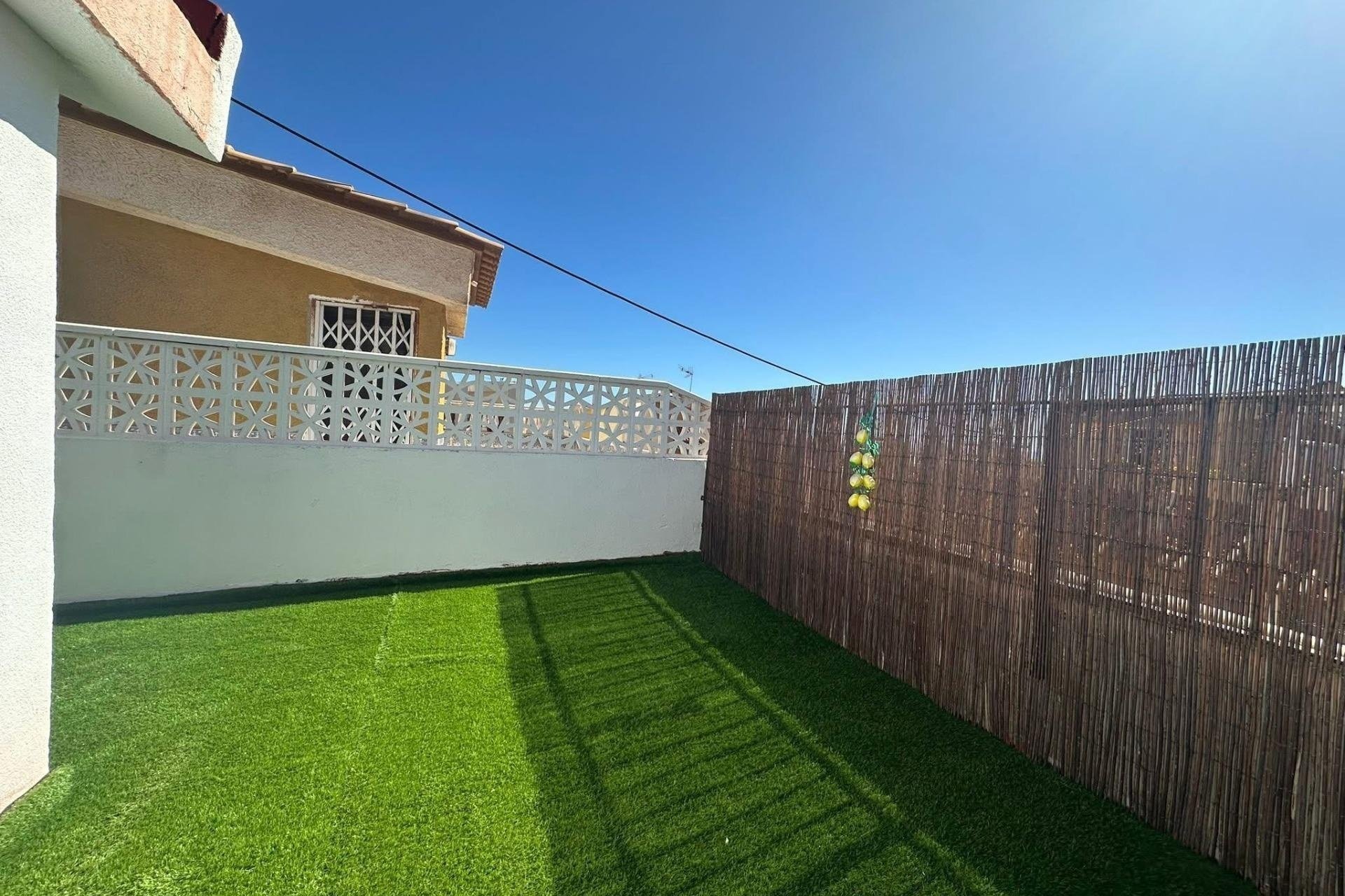 Resale - Town House -
Torrevieja - Cabo Cervera