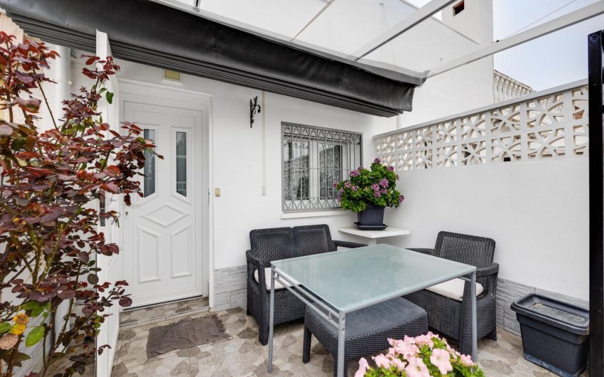 Resale - Town House -
Torrevieja - Calas Blanca