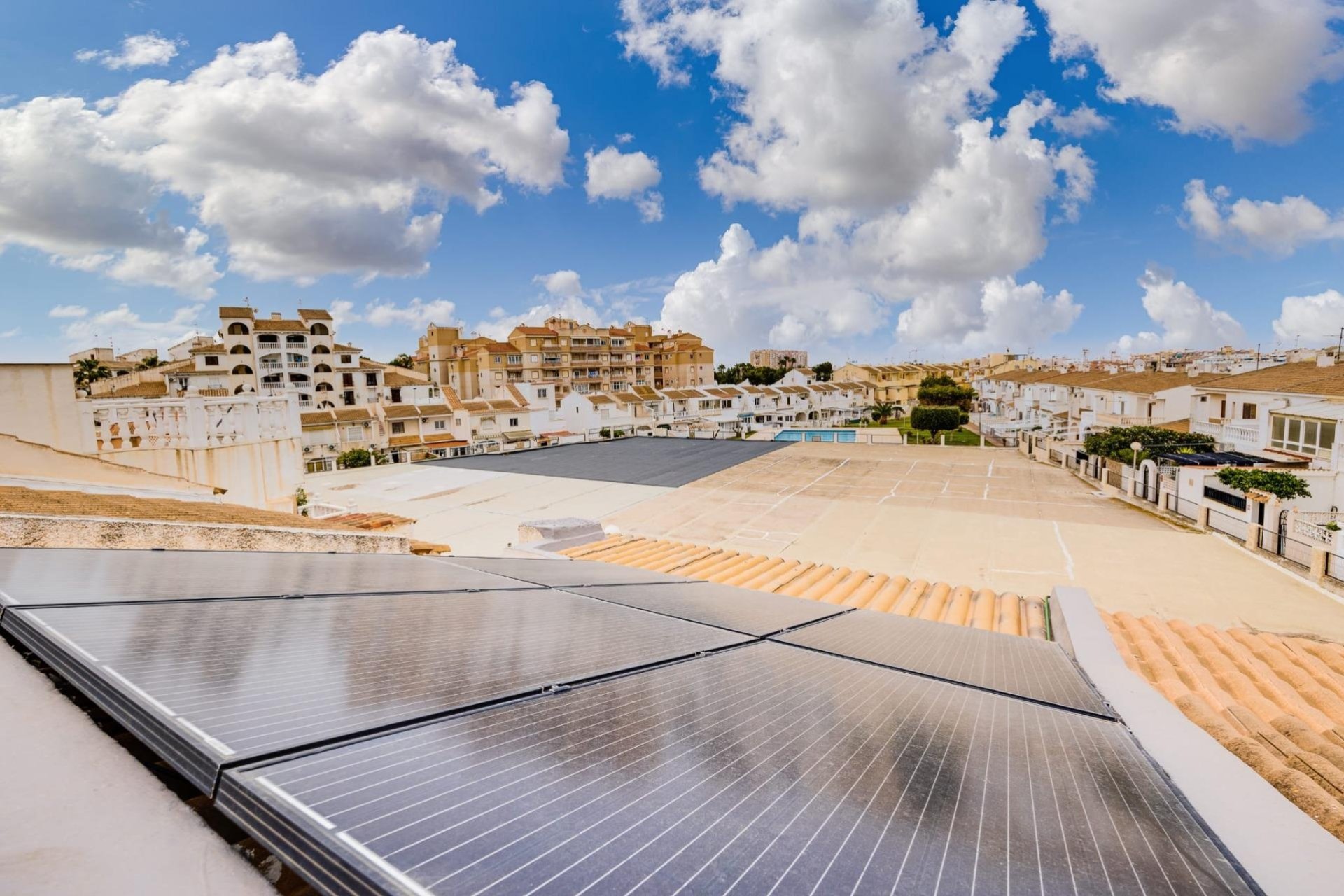 Resale - Town House -
Torrevieja - Calas Blanca