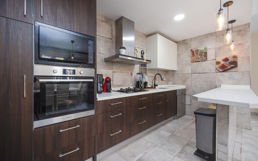 Resale - Town House -
Torrevieja - Centro