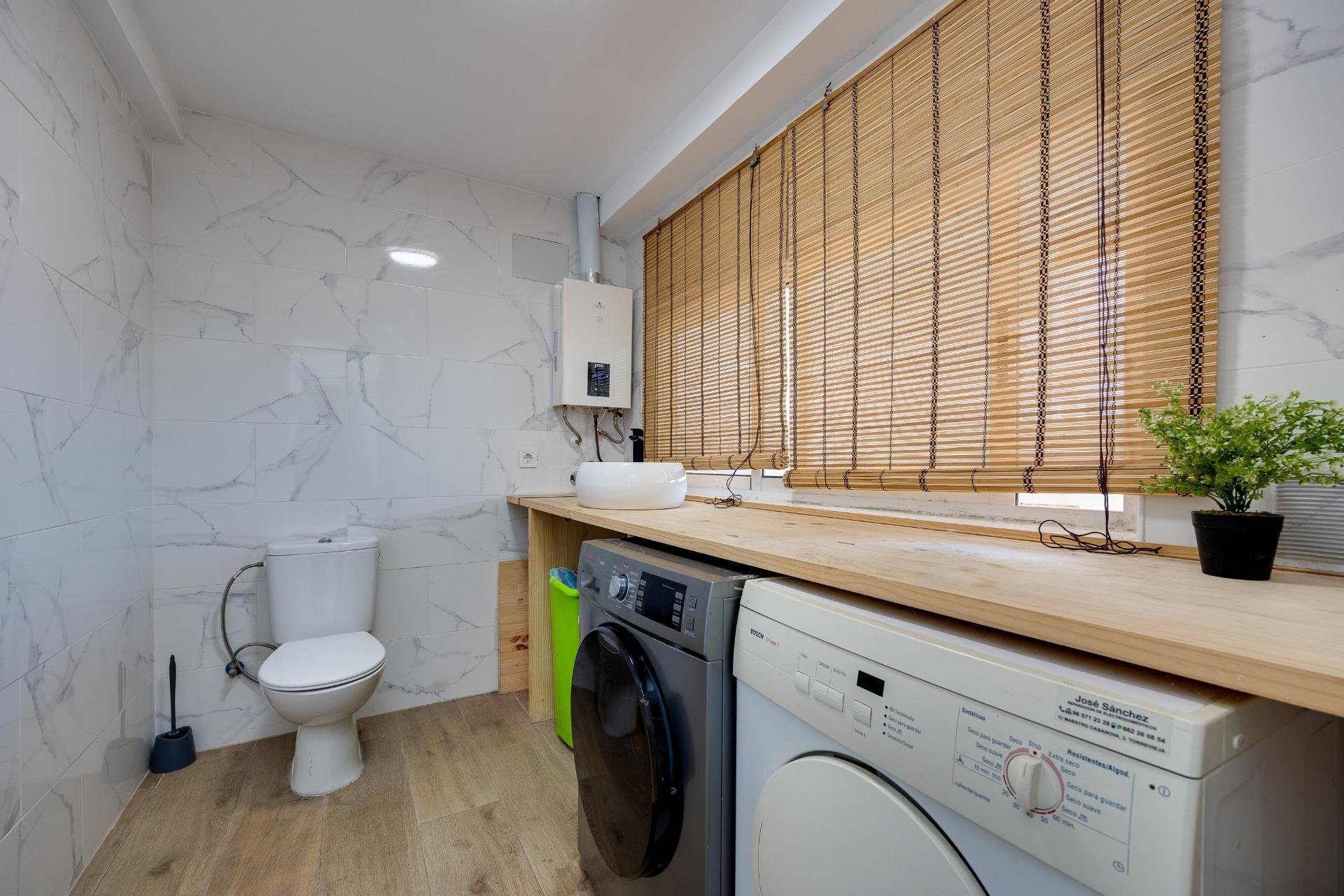 Resale - Town House -
Torrevieja - Centro