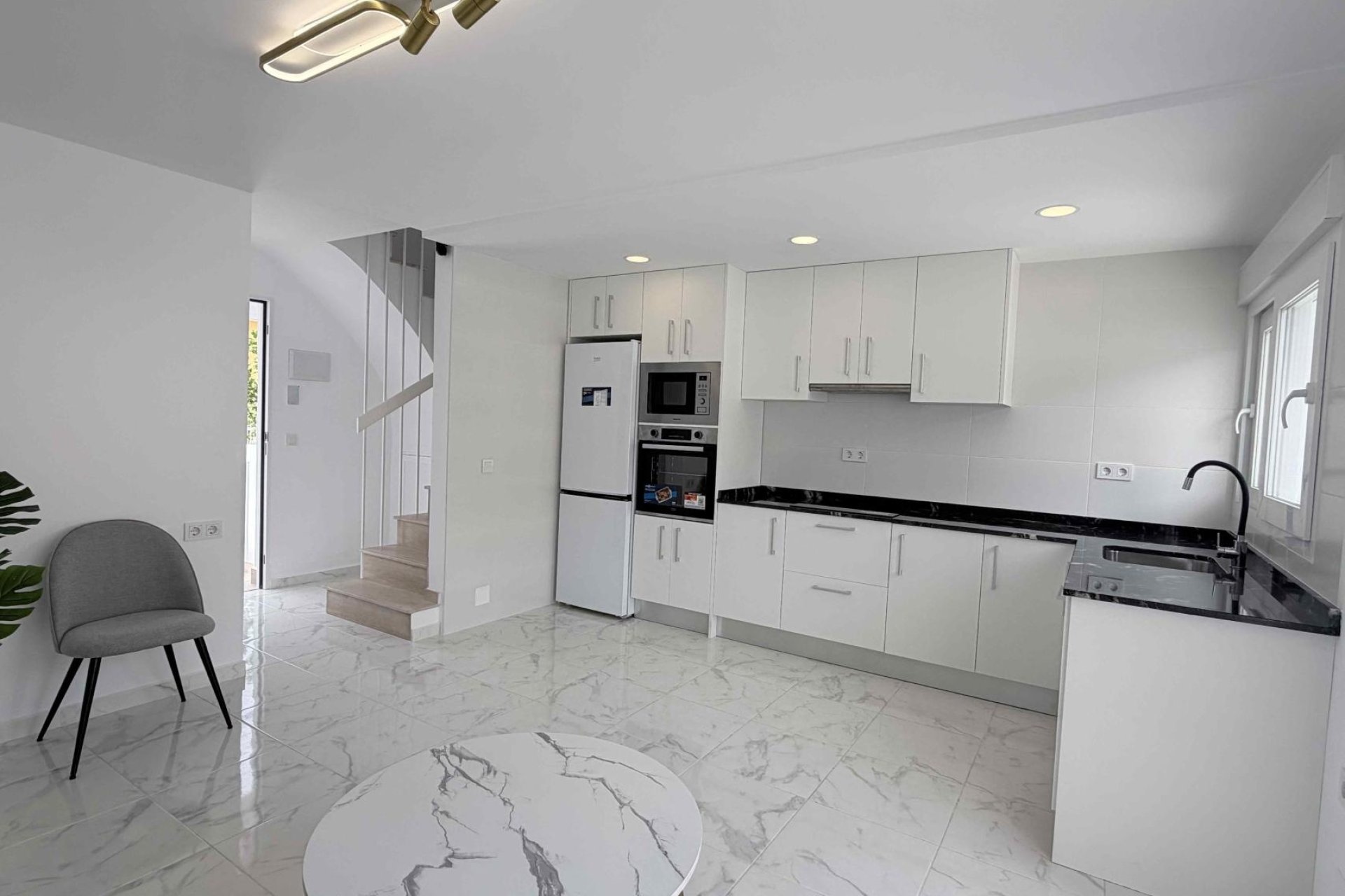 Resale - Town House -
Torrevieja - Costa Blanca