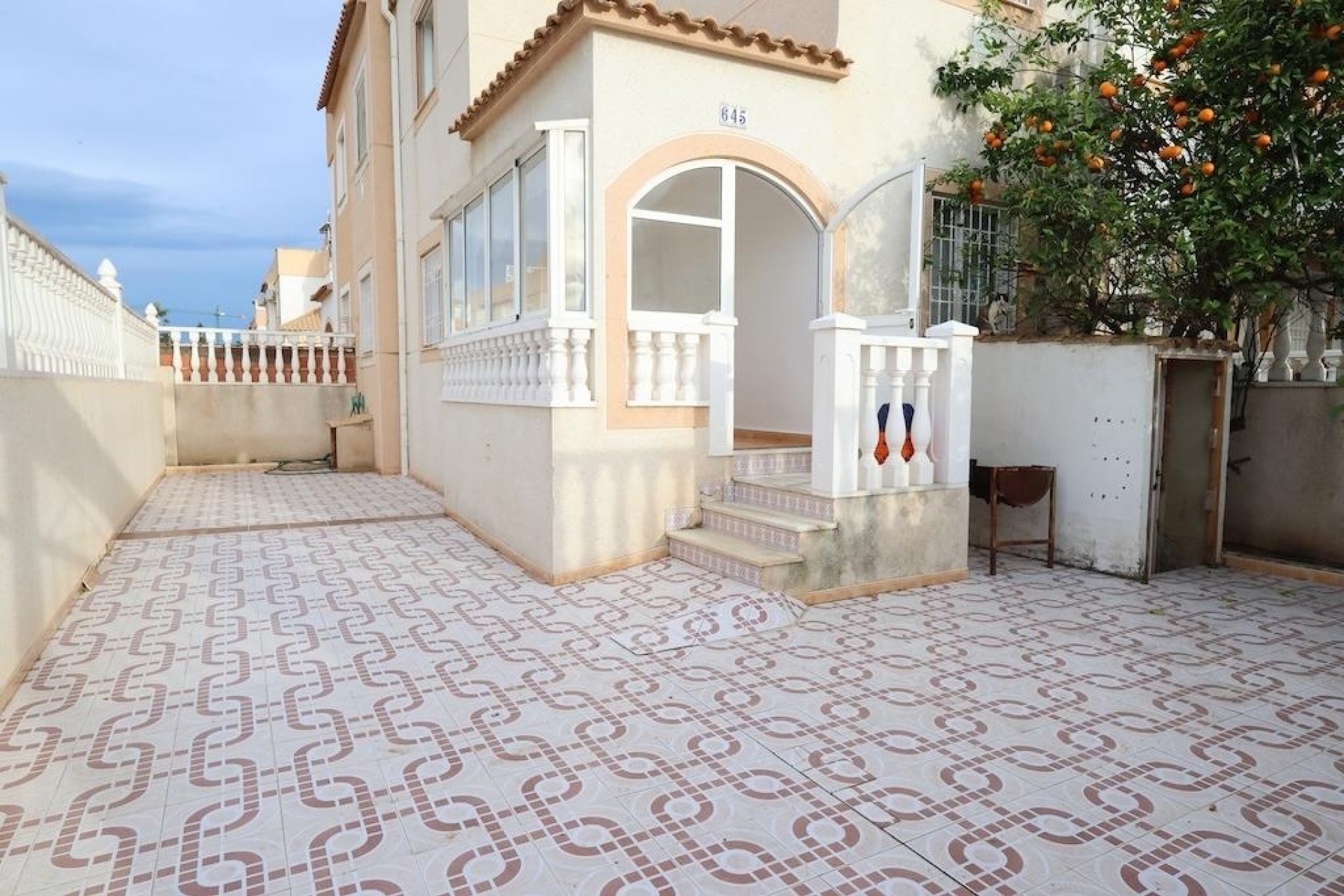 Resale - Town House -
Torrevieja - Costa Blanca