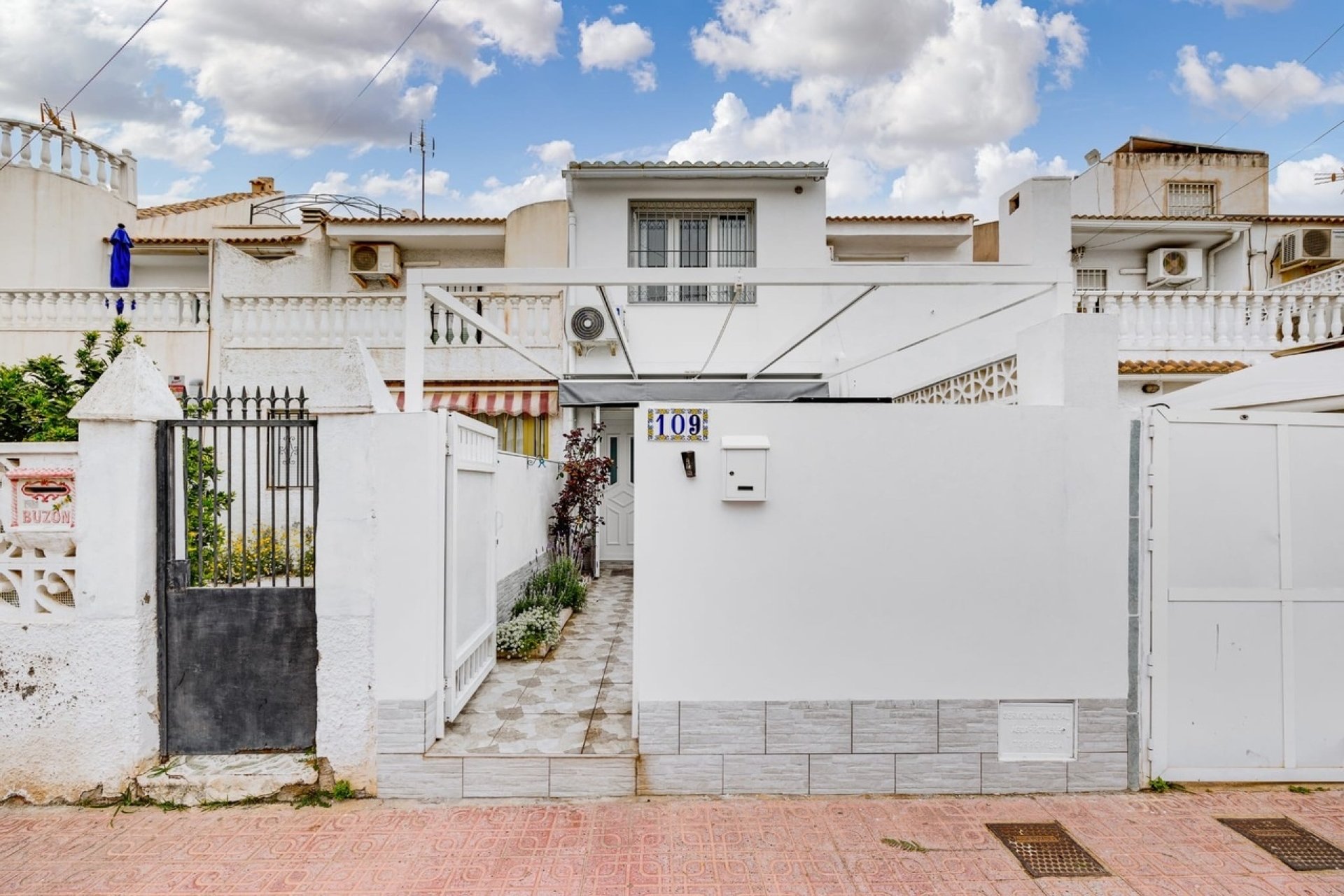 Resale - Town House -
Torrevieja - Costa Blanca