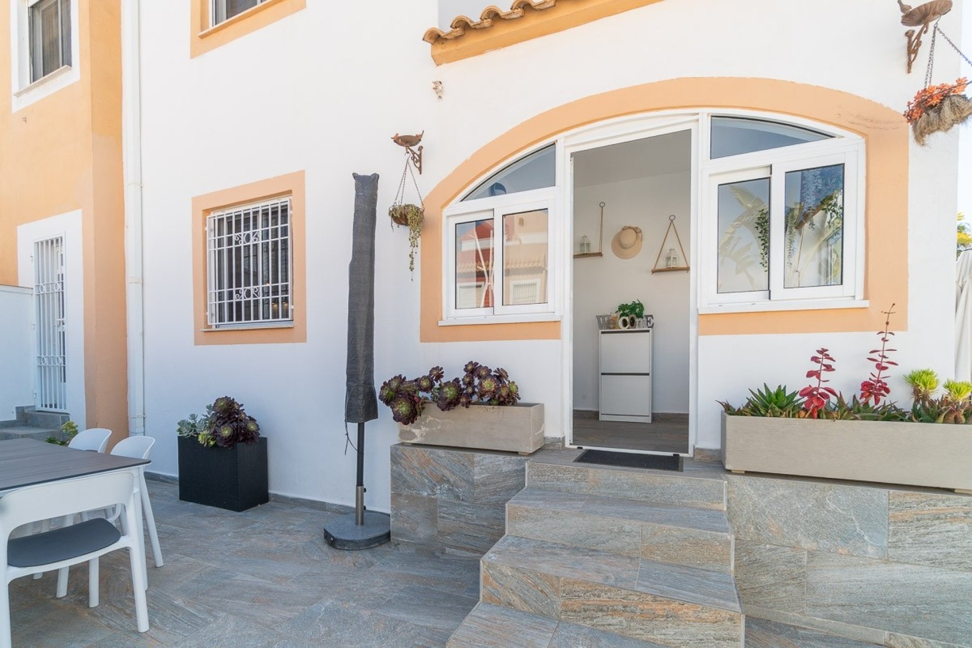 Resale - Town House -
Torrevieja - Costa Blanca