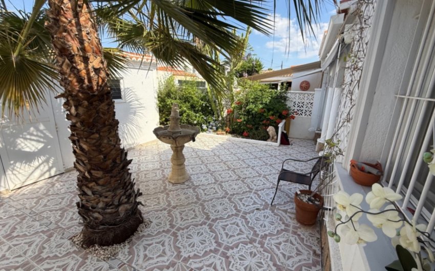 Resale - Town House -
Torrevieja - Costa Blanca