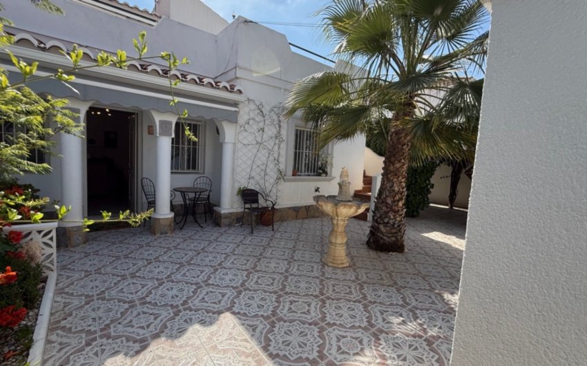 Resale - Town House -
Torrevieja - Costa Blanca