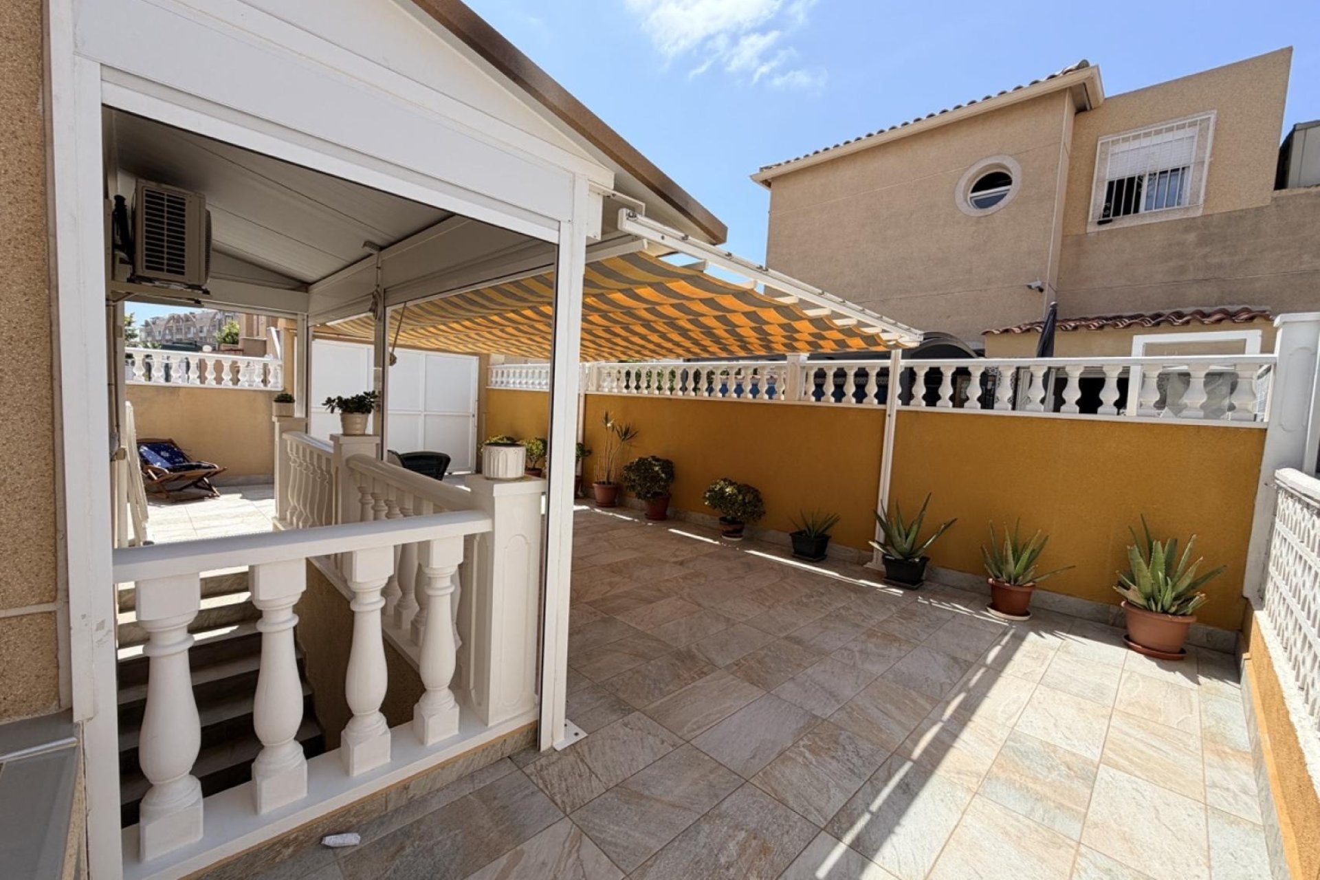 Resale - Town House -
Torrevieja - Costa Blanca