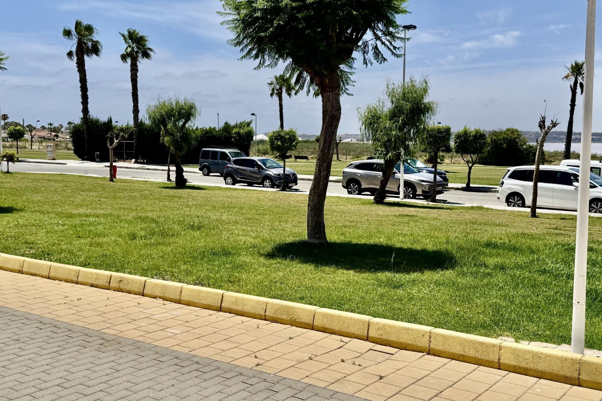 Resale - Town House -
Torrevieja - La Siesta - El Salado - Torreta