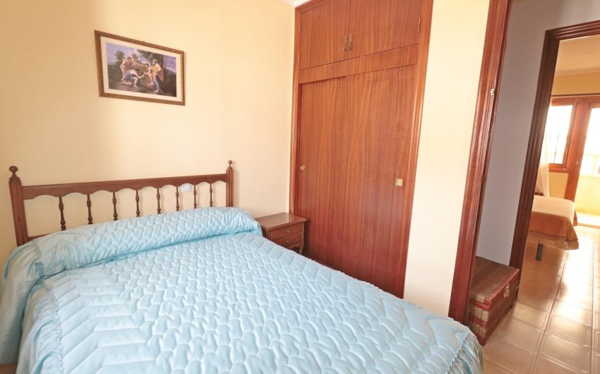 Resale - Town House -
Torrevieja - Playa De Los Naufragos