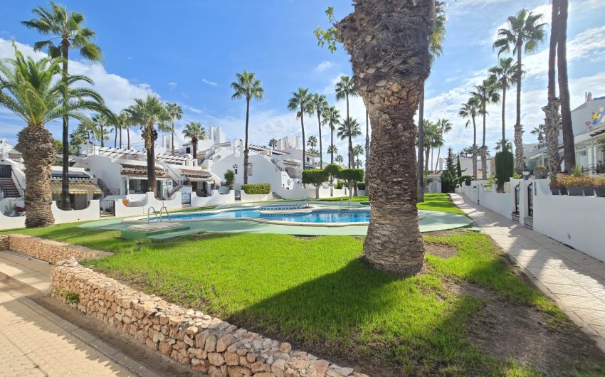 Resale - Town House -
Villamartin - Costa Blanca
