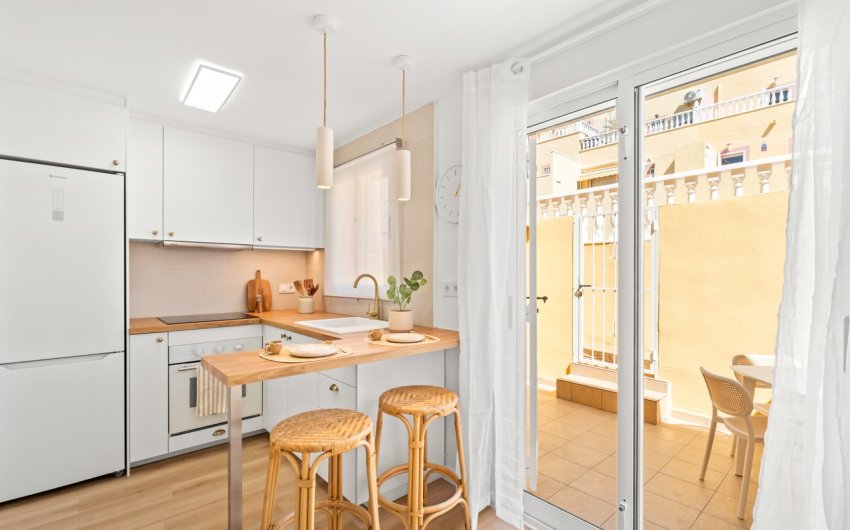 Resale - Town House -
Villamartin - Costa Blanca