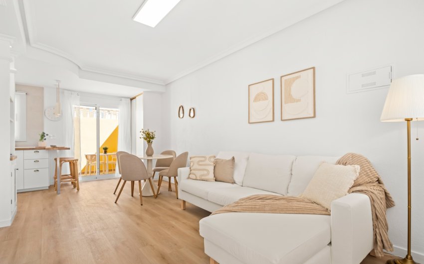 Resale - Town House -
Villamartin - Costa Blanca