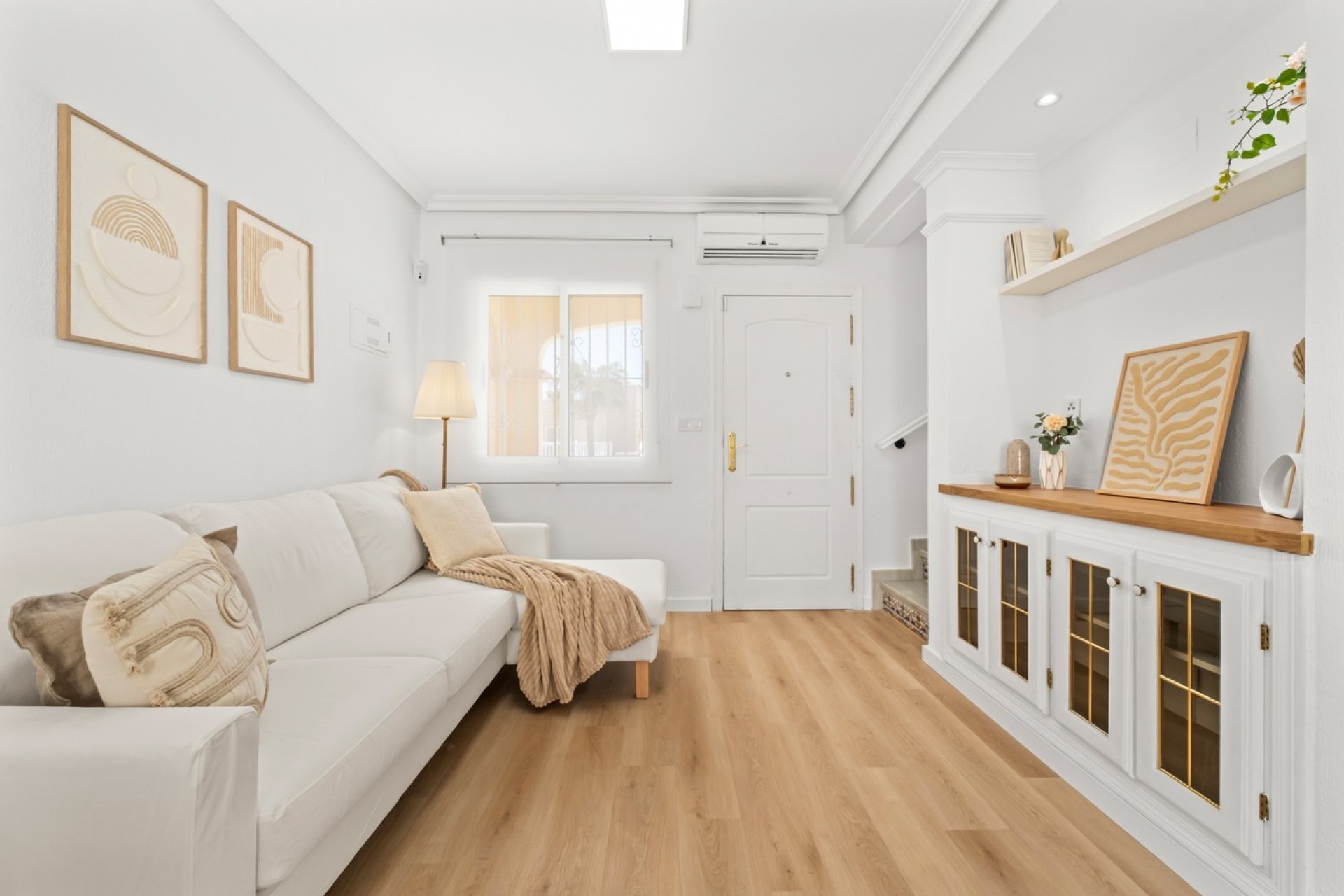 Resale - Town House -
Villamartin - Costa Blanca