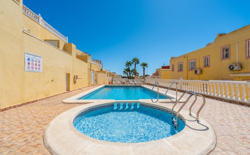 Resale - Town House -
Villamartin - Costa Blanca