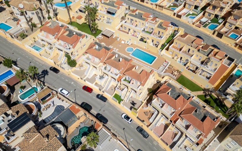 Resale - Town House -
Villamartin - Costa Blanca