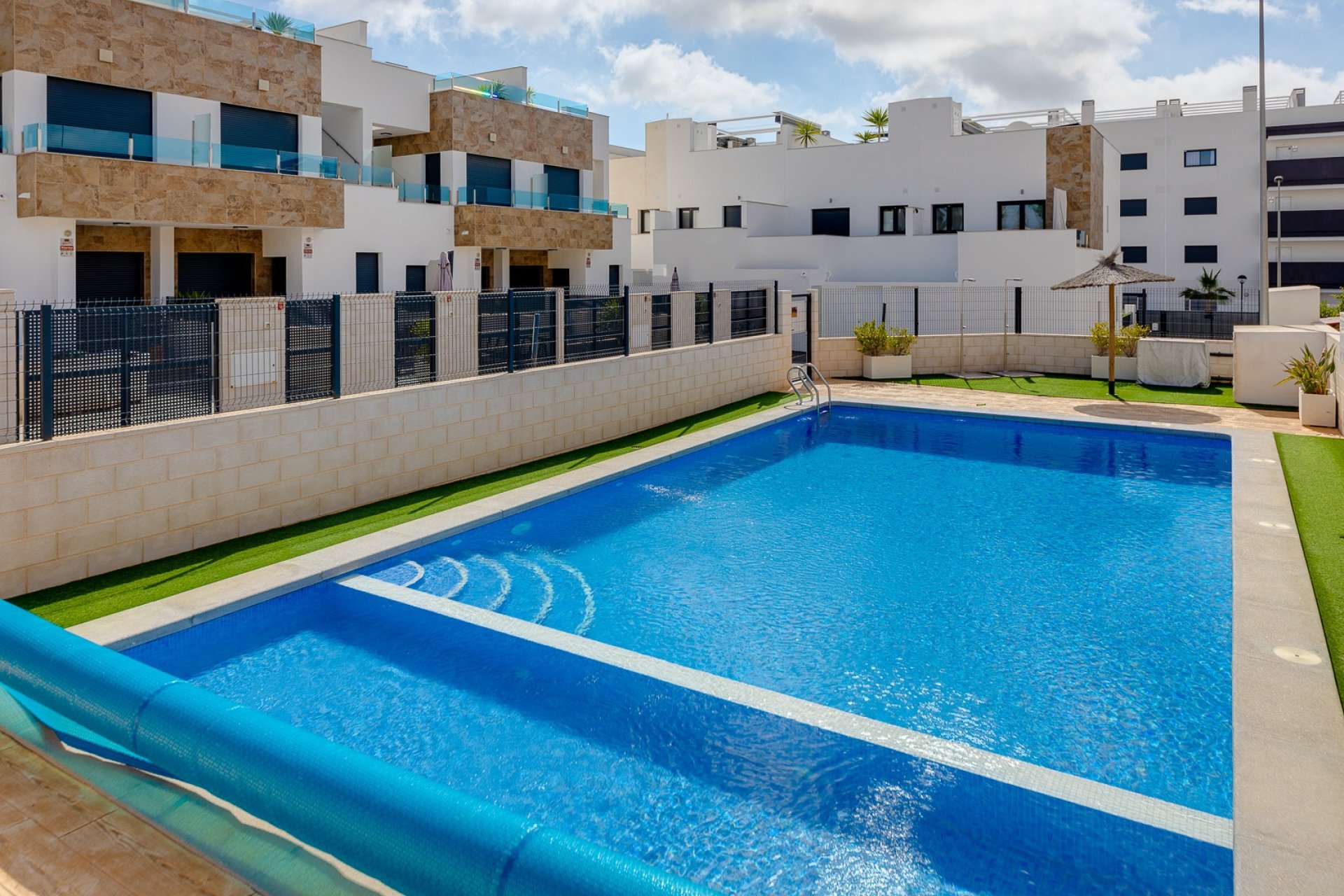 Resale - Town House -
Villamartin - Costa Blanca