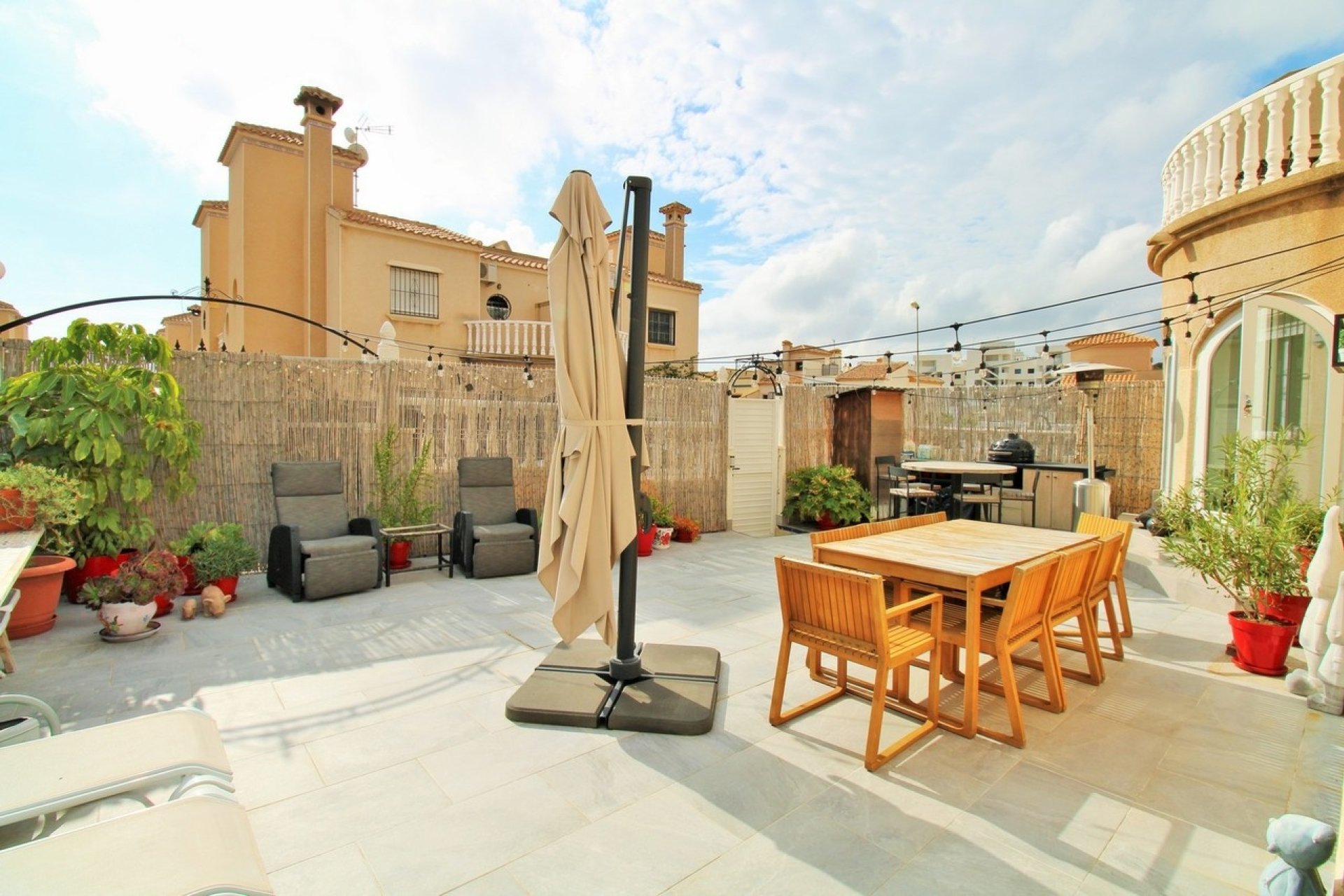 Resale - Town House -
Villamartin - Costa Blanca