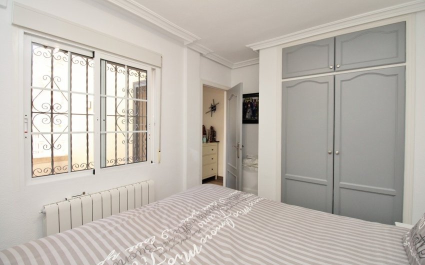 Resale - Town House -
Villamartin - Costa Blanca