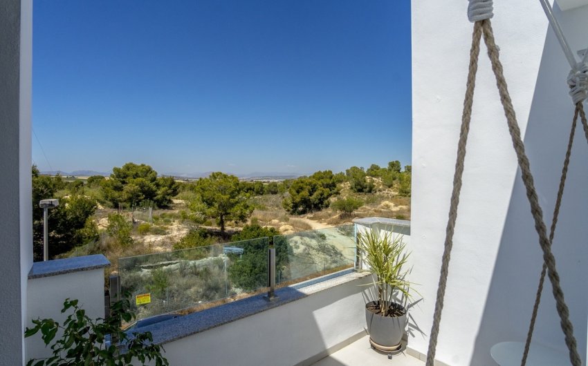 Resale - Town House -
Villamartin - Costa Blanca