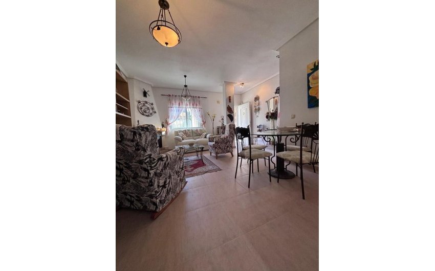 Resale - Town House -
Villamartin - Orihuela Costa