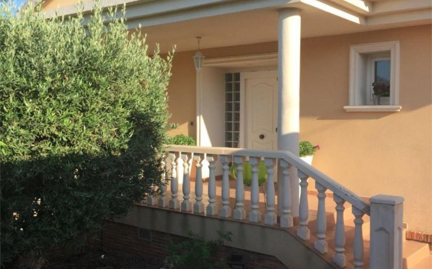 Resale - Townhouse -
Alfas del Pí - Colonia Escandinavia-Cautivador