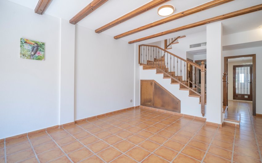 Resale - Townhouse -
Algorfa