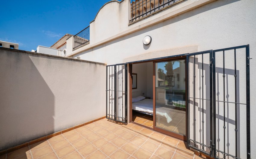 Resale - Townhouse -
Algorfa