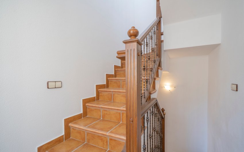 Resale - Townhouse -
Algorfa