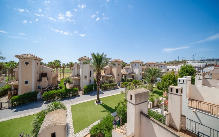 Resale - Townhouse -
Algorfa