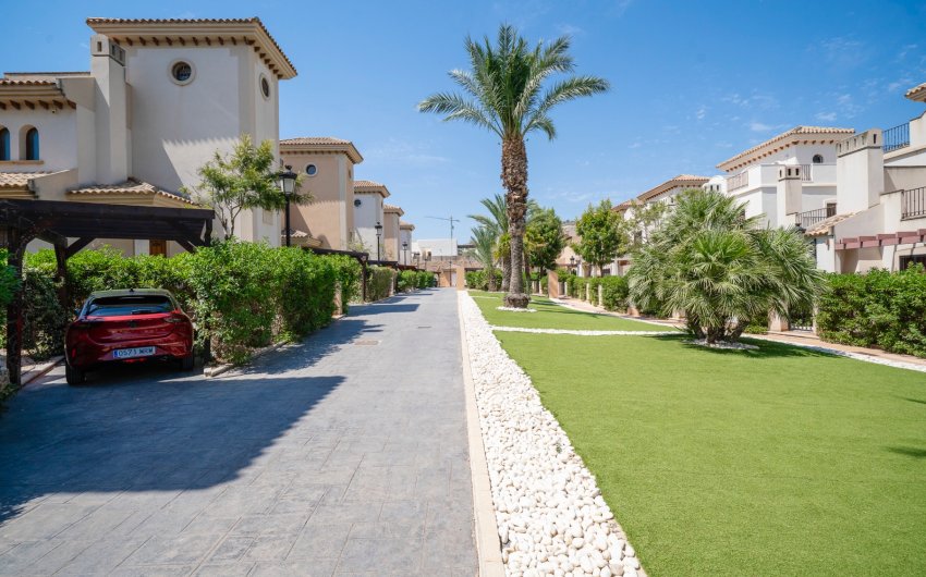 Resale - Townhouse -
Algorfa