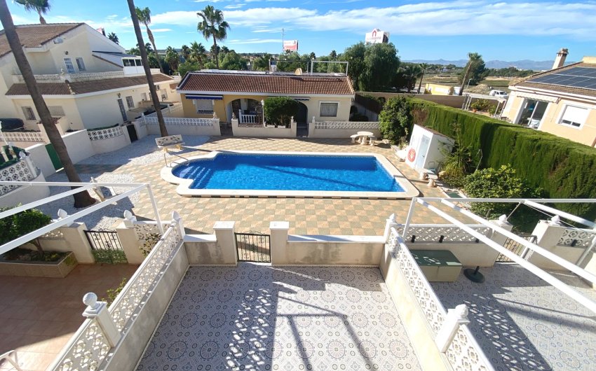 Resale - Townhouse -
Benijofar - Monte Azul