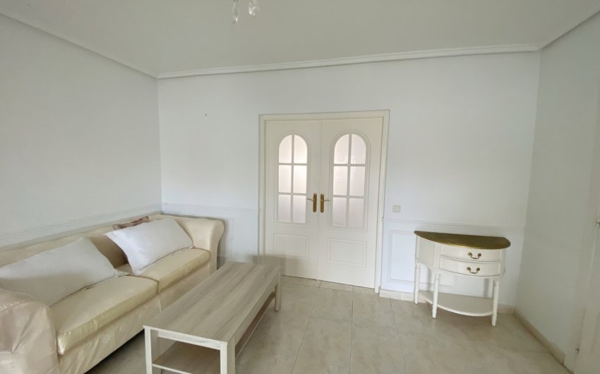 Resale - Townhouse -
Benijofar - Monte Azul