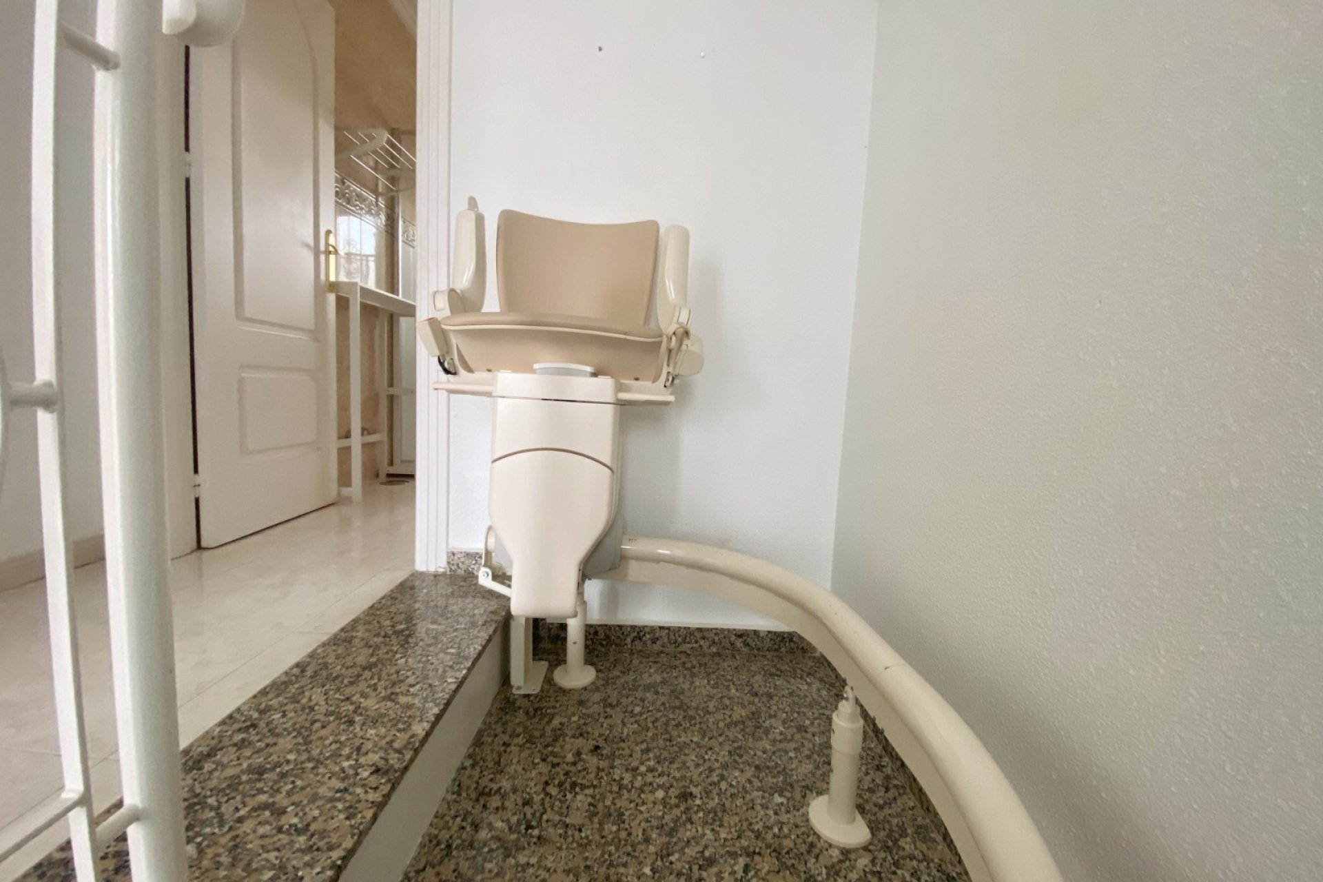 Resale - Townhouse -
Benijofar - Monte Azul