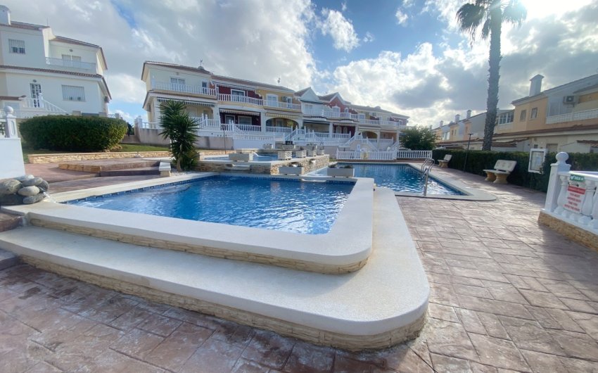 Resale - Townhouse -
Benijofar - Monte Azul