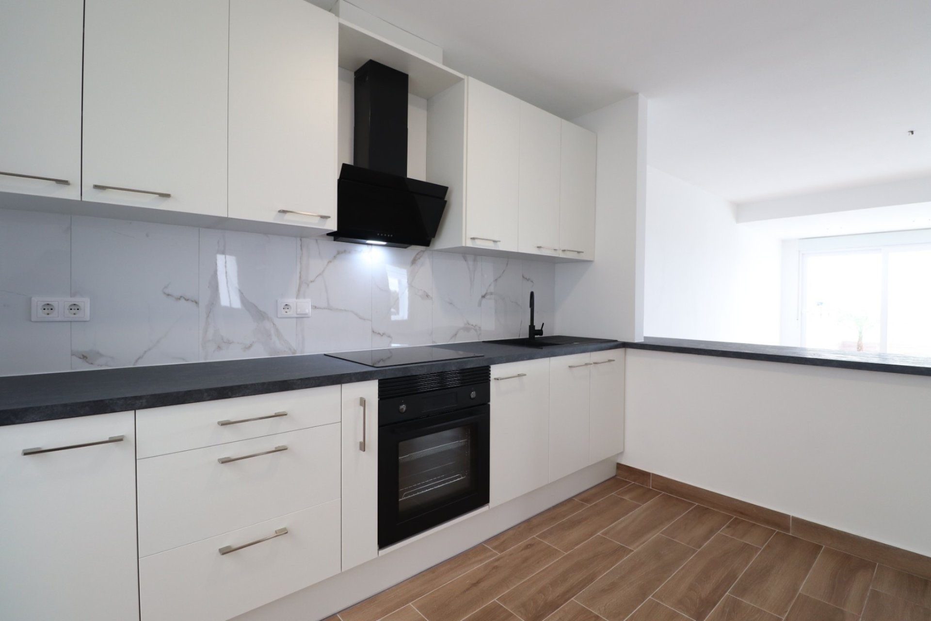 Resale - Townhouse -
Ciudad Quesada - Altos de Quesada