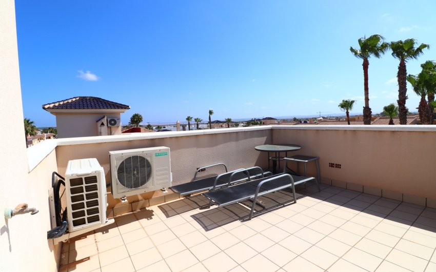 Resale - Townhouse -
Ciudad Quesada - Doña Pepa