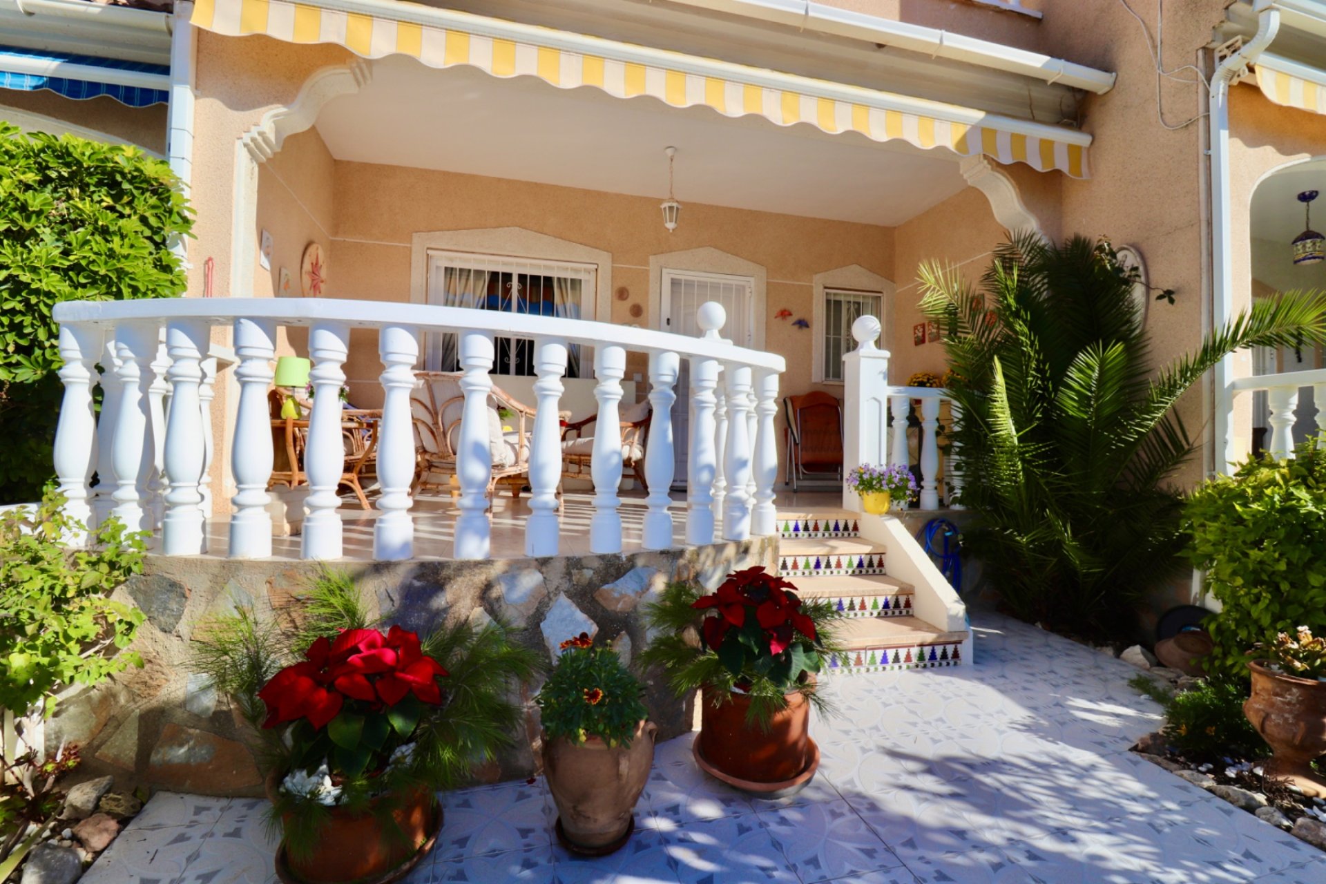 Resale - Townhouse -
Ciudad Quesada - Doña Pepa