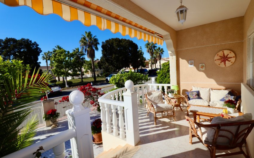 Resale - Townhouse -
Ciudad Quesada - Doña Pepa