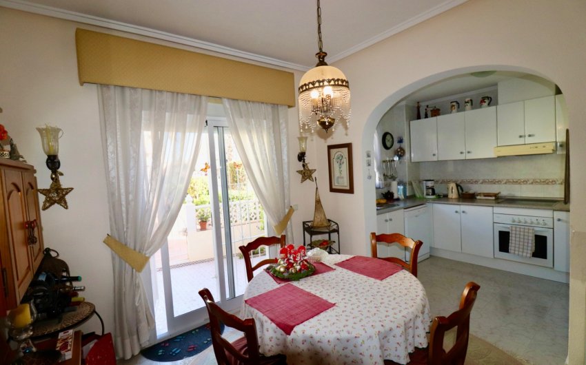 Resale - Townhouse -
Ciudad Quesada - Doña Pepa