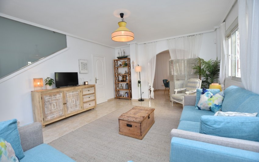 Resale - Townhouse -
Ciudad Quesada - Doña Pepa