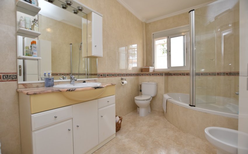 Resale - Townhouse -
Ciudad Quesada - Doña Pepa