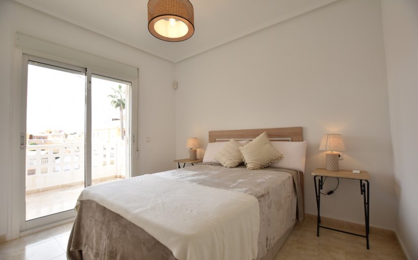 Resale - Townhouse -
Ciudad Quesada - Doña Pepa