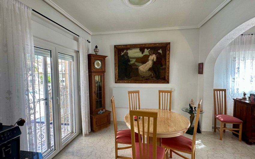 Resale - Townhouse -
Ciudad Quesada - Doña Pepa