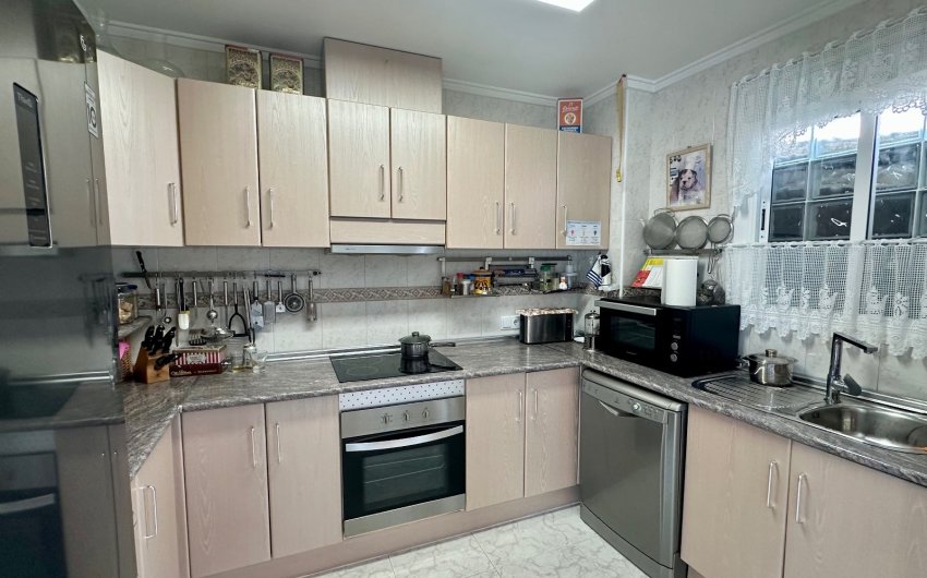 Resale - Townhouse -
Ciudad Quesada - Doña Pepa