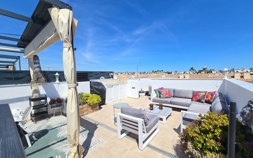 Resale - Townhouse * -
Ciudad Quesada * - Doña Pepa *